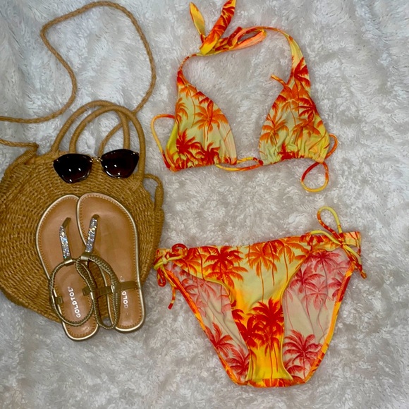 Swim Hawaiian Bikini Set Poshmark